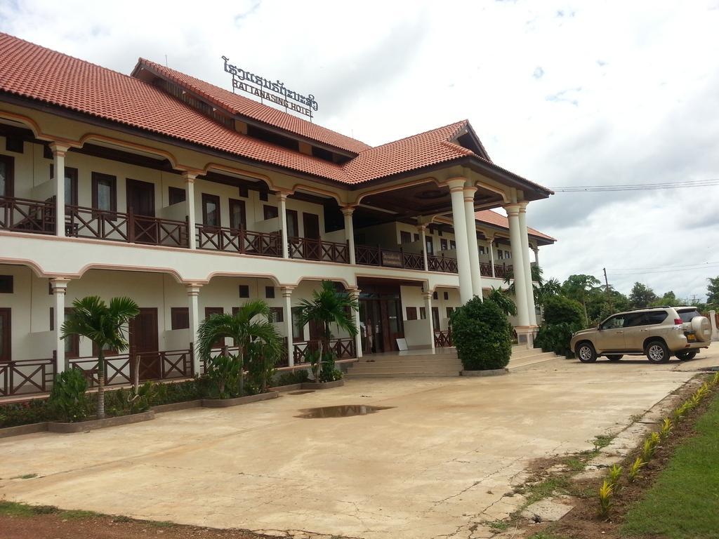 Rattanasing Hotel Muang Khong Luaran gambar